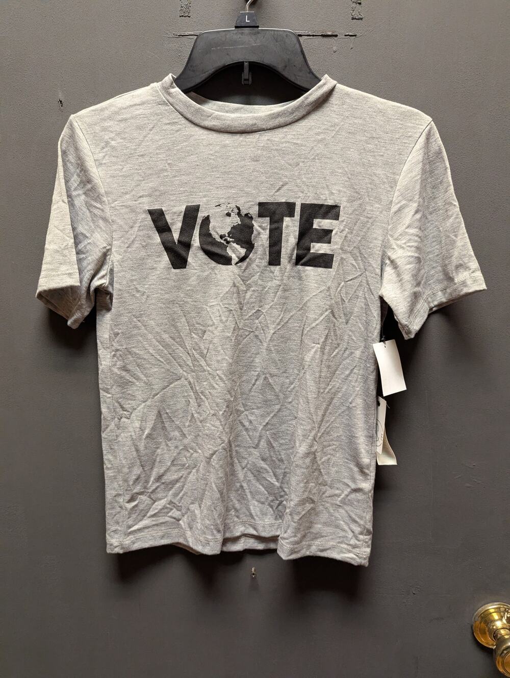 Treasure & Bond Gray "VOTE" Graphic Print Sleeveless Tank Top Large (10/12) New